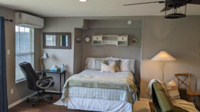 Quiet Studio near Laguna Madre C